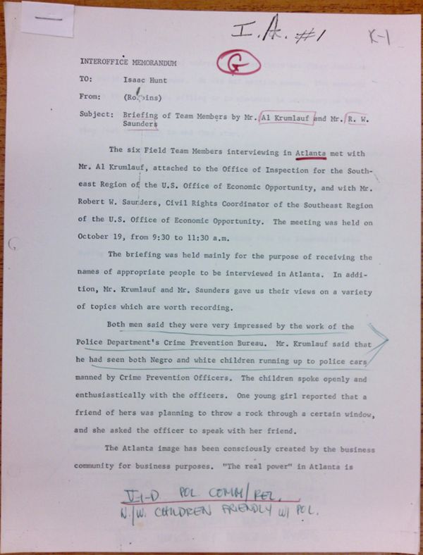 First page of Memo to Isaac Hunt from (Eleanor?) Robbins regarding the briefing of team members by Al Krumlauf and R.W. Saunders - with handwritten notes